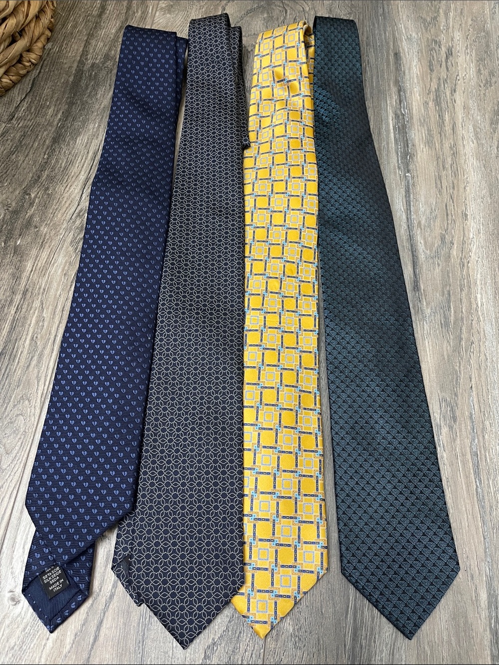 Lot Of 4 Silk Ties Ermenegildo Zegna